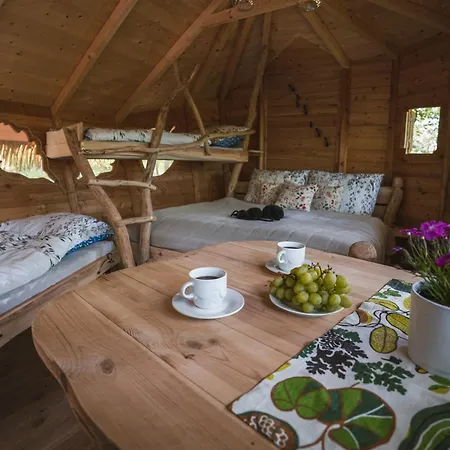 Tree House U Mravence * Jinacovice