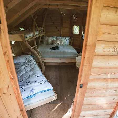 Tree House U Mravence Kamp alanı