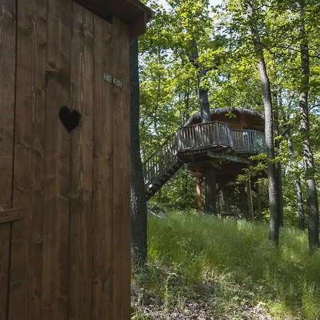 Tree House U Mravence Jinacovice